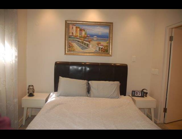 1 BEDROOM APARTMENT FOR SALE IN CAPE TOWN CITY CENTRE